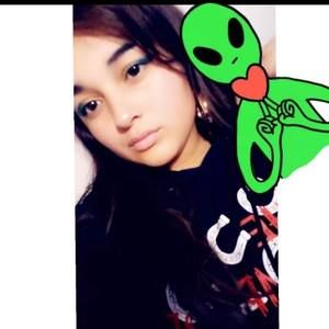 Meet your Posher, Isabelle